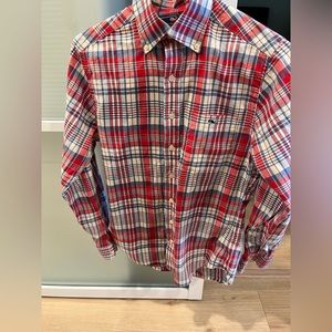 Vineyard vines dress shirt.